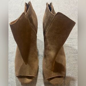 Corso Como Brown Suede Leather Booties, Size 8M, Peep Toe, Zip Back, 4” Heel